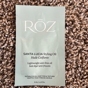 Roz Santa Lucia styling oil anti frizz oil